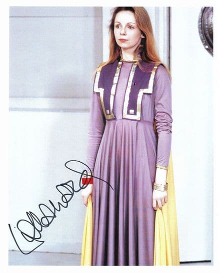 Lalla Ward 'Romana' DOCTOR WHO  Genuine Signed Autograph 10 x 8 COA 11327