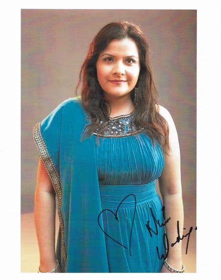 Nina Wadia EastEnders 10"x8" Genuine Signed Autograph COA 12269
