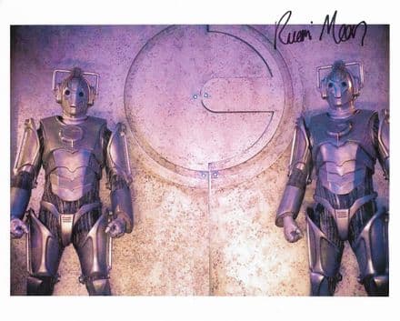 Ruari Mears Cyberman (Doctor Who ) 10x8 Genuine Signed Autograph COA 12114