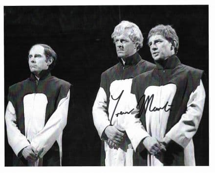 Trevor Martin DOCTOR WHO Genuine Signed Autograph 10 x 8 COA 11387