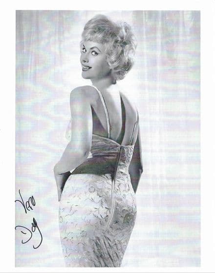 VERA DAY HAMMER HORROR genuine signed autograph COA 8" x 10" 22703