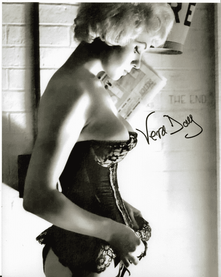 VERA DAY "Quatermass 2, Womaneater", HAMMER HORROR COA 8" x 10" 22912