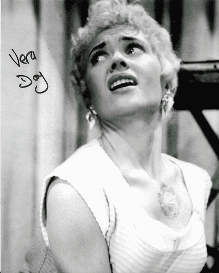 VERA DAY "Quatermass 2, Womaneater", HAMMER HORROR COA 8" x 10" 22913