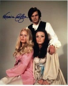 Veronica Carlson HAMMER HORROR genuine signed autograph10 by 8 COA