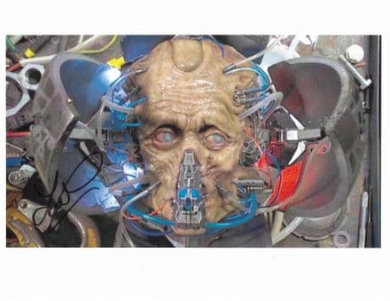 Zoe Thorne DOCTOR WHO GENUINE SIGNED AUTOGRAPHS 10x8 COA 11952