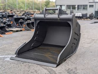 Renskeskuff for 26-32 tonn maskin - 1800 liter - S70