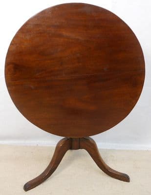 Georgian Mahogany Tripod Table