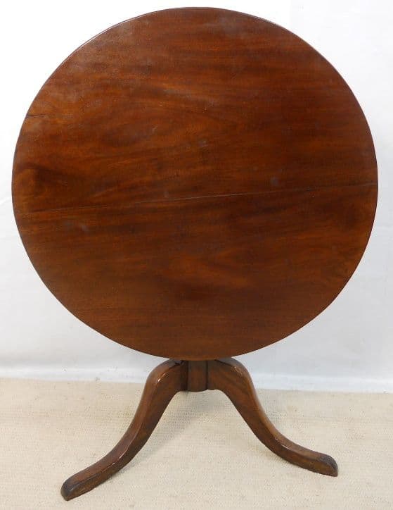 Georgian Mahogany Tripod Table