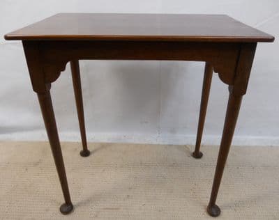 Mahogany Pad Foot Occasional Table