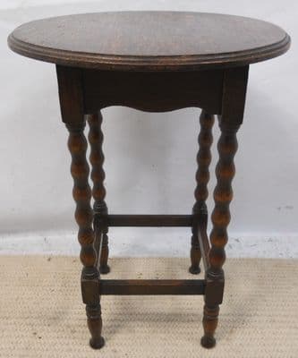 Oak Round Top Bobbin Leg Occasional Table