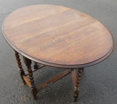 Oval Oak Gateleg Dining Table to Seat Four