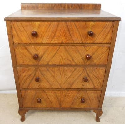 Walnut Chest of Drawers in Antique Queen Anne Style