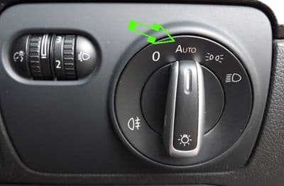 GENUINE VW AUTO-DIMMING INTERIOR MIRROR AND LIGHT/RAIN SENSOR - Mk5,Mk6