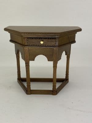 16. Renaissance Table