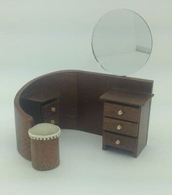 167. 1930s Dressing Table