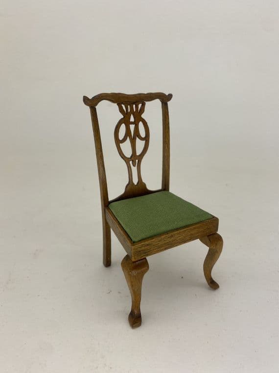 196. Chippendale Chair (curved back, ver. 2)
