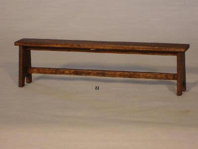 22. Bench (Form)