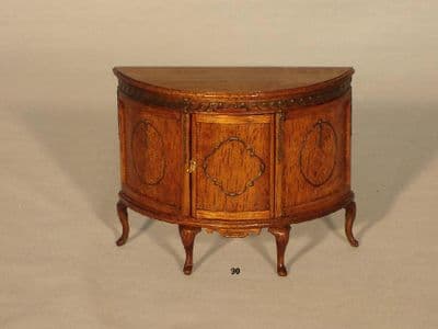 90. 1930s Cabinet