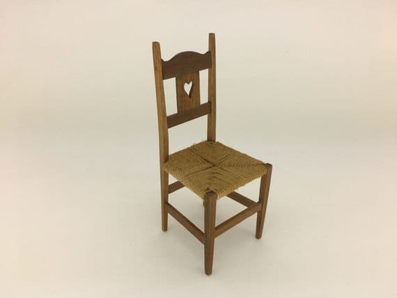 Arts & craft chair