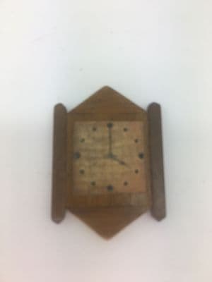 Arts & Craft clock