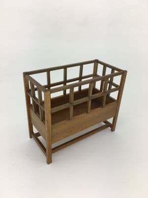 Arts & Craft Cot