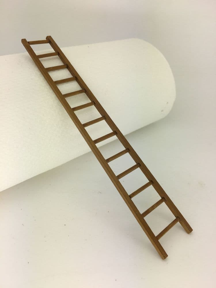 Arts & Craft Ladder