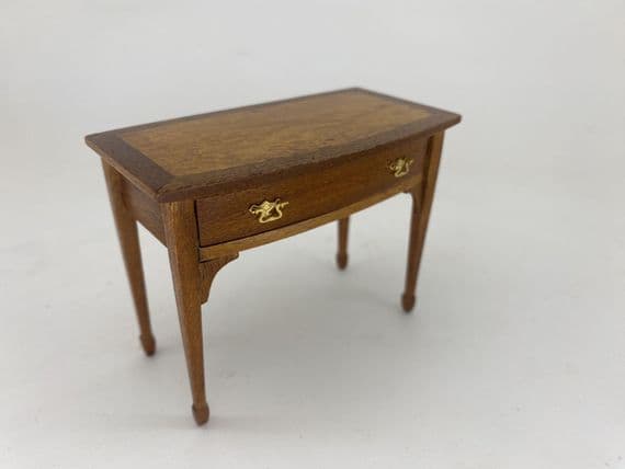 Regency serving table