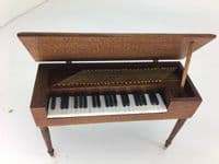 Square piano