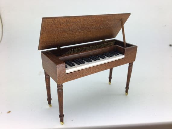 Square piano