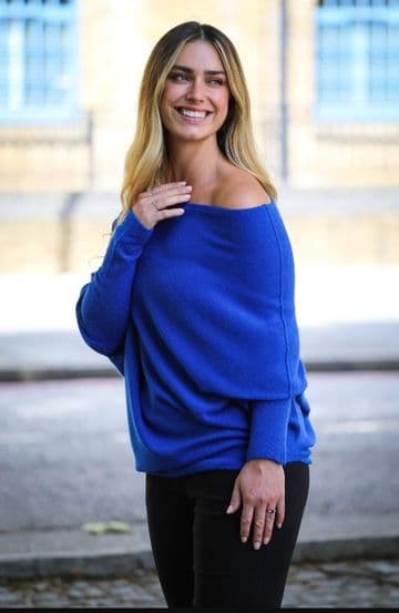Asymmetric Batwing Jumper - Blue