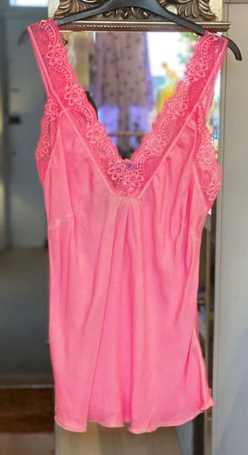 Lacy Matt Satin Look Camisole – Pink