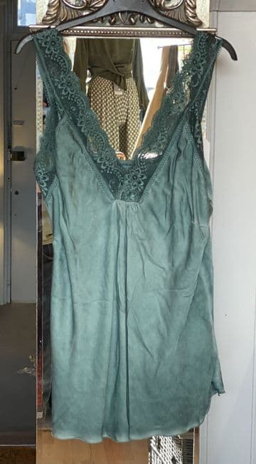 Lacy Matt Satin Look Camisole – Teal