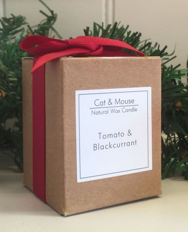 Scented Candle 20cl in a Gift Box - Tomato & Blackcurrant