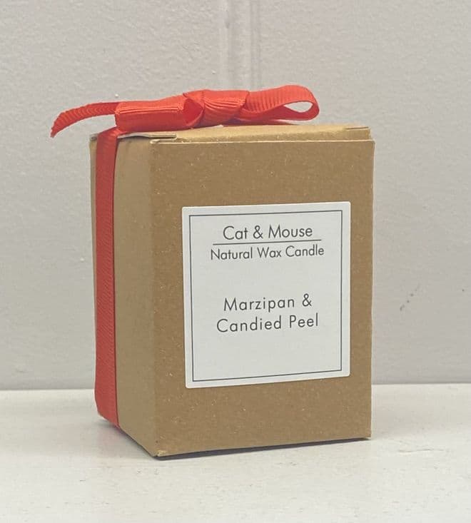 Scented Candle 9cl in a Gift Box - Marzipan & Candied Peel
