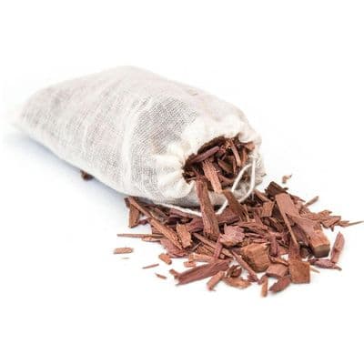 4 Pack Cedarwood Chips Moth Repellent Pouches
