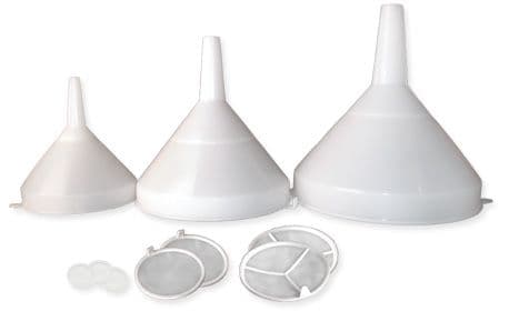 Funnel plastic 35cm diam. + strainer