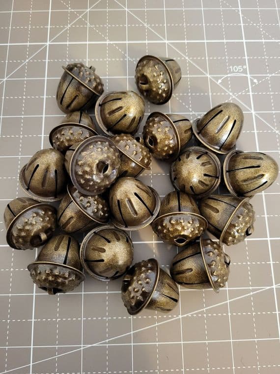 Acorn Bells   ( 3 )