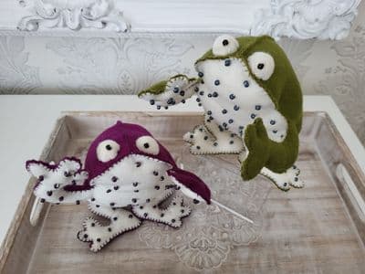Beaded Frog