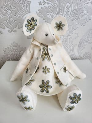 Heirloom Hannah kit