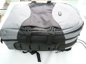 Amavona Camera Bag