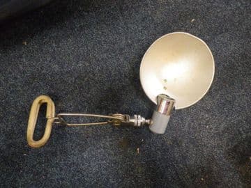 Bowens multi flash extension head including reflector