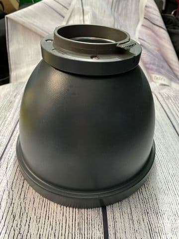 BRONCOLOR P70 33.247.STANDARD REFLECTOR IN EXCELLENT CONDITION.