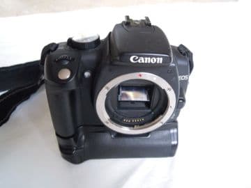 CANON EOS 350D WITH GRIP, 2 BATTERIES AND CHARGER