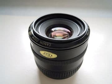 CANON ZOOM EF 35-70MM F3.5-4.5 LENS