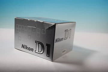 EMPTY box for Nikon D1