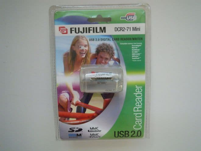 Fuji film SD USB 2 0 Digital Card Reader/Writer DCR2-71 mini