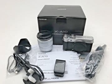 FUJI XA-10 CCS DIGITAL CAMERA WITH ZOOM KIT LENS 16-50MM OIS F3.5-5.6