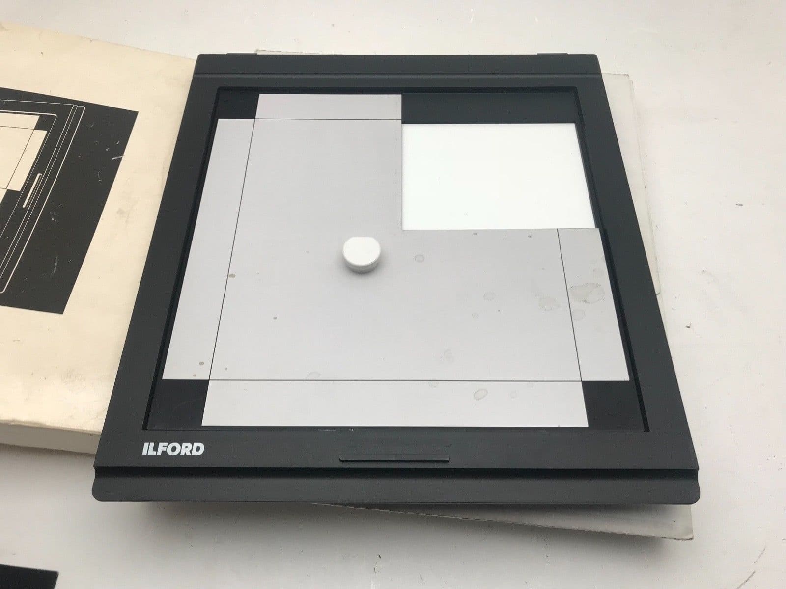 Ilford Multimask darkroom enlarger printing frame/easel