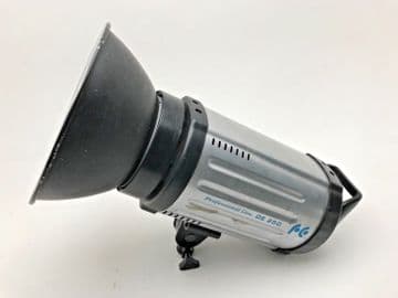 KENRO IMPORTED FALCON EYES DE250 FLAG HEAD WITH DISH REFLECTOR