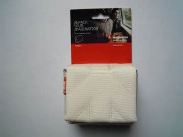 Manfrotta MB SCP-1SW Stilo NANO 1 Camera Pouch - White